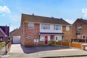 37, Claremont Avenue, Nottingham NG15 6EE
