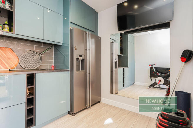 4 bed End of Terrace for sale Image 9