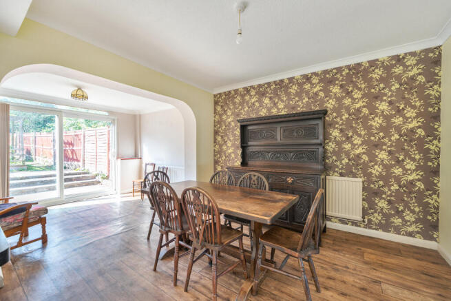 1343338-10-68a83e9a01349