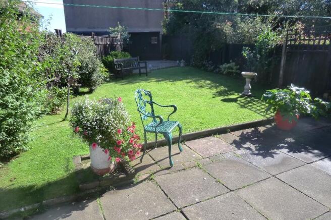 Photo 11