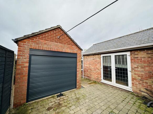 Single Garage