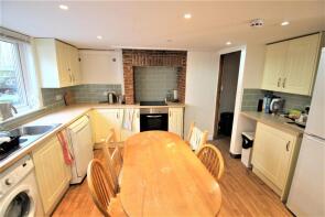 48, Langdale Terrace, Headingley, Leeds LS6 3DY
