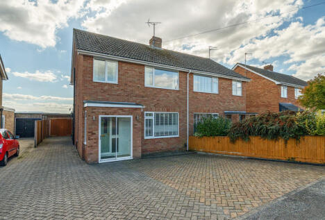 Delabere Road, Bishops Cleeve, Cheltenham, Gloucestershire, GL52