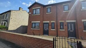 66, George Street, Heywood OL10 4PW