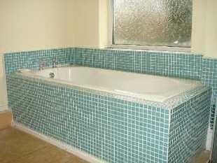 Well Presented Bathroom