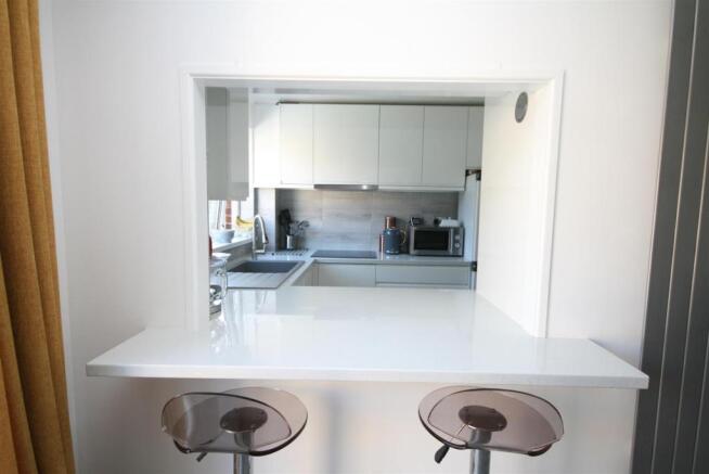 Breakfast Bar.JPG
