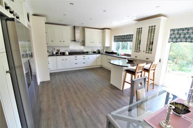 RENNIE MACKINTOSH KITCHEN/BREAKFAST ROOM