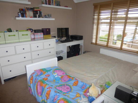 Photo 9