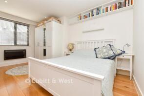 Flat 4, 9 Stocks House, North Street, Leatherhead KT22 7UX