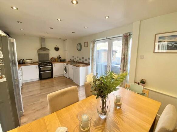 Kitchen Diner
