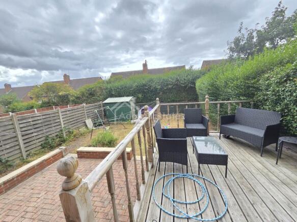 2 bed Semi-Detached for sale Image 11