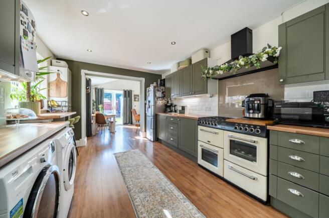 1431863-2-69b9837a6df66