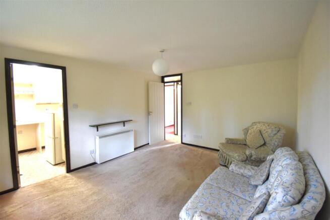 8 Pinefield, Eastfield Terrace, Bristol photo 2