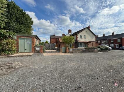School Road, Winsford