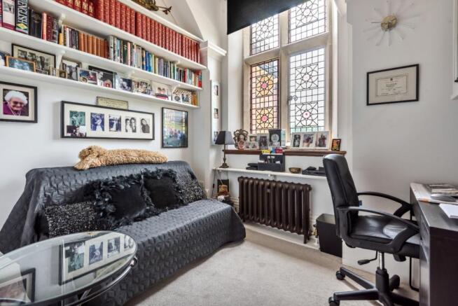 2nd bedroom/study