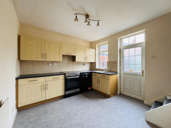 2 bed Terraced for sale Image 4
