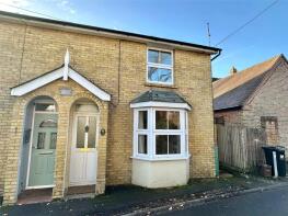 2, Hillside Cottages, Barnes Lane, Lymington SO41 0RL