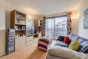 Flat 701, Alaska Building, Deals Gateway, Greenwich, London SE13 7QU