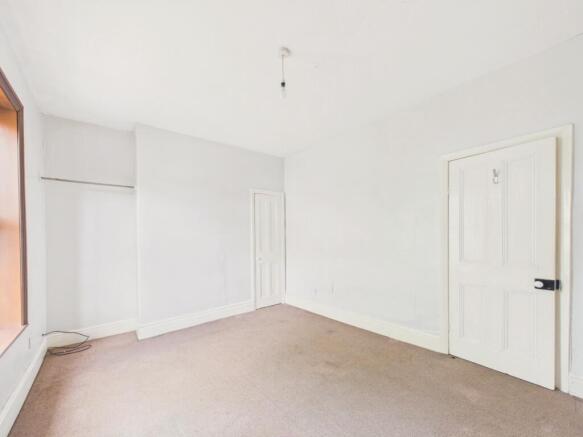 3 bed Terraced for sale Image 12