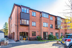 Flat 33, 31 Homechurch House, Purewell, Christchurch BH23 1EH