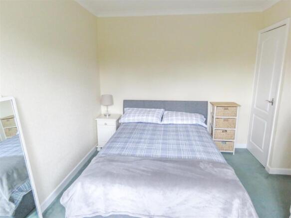 Bedroom One 1.JPG