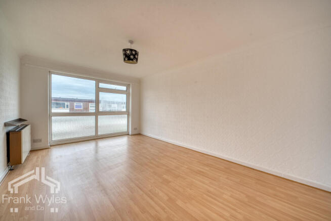 _D755838_hdr