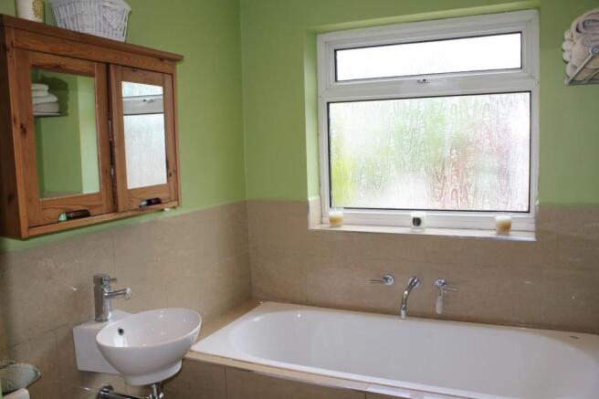 Modern Bathroom
