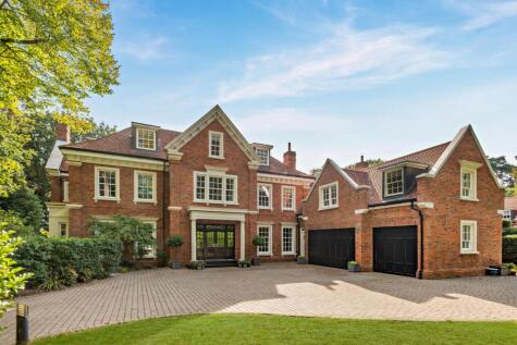 Monks Walk, Ascot, Berkshire