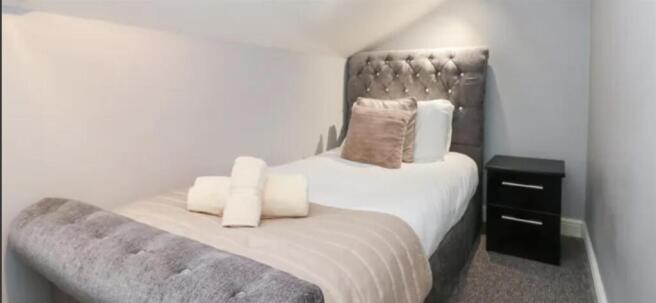 9 bed Detached Bungalow for sale Image 12