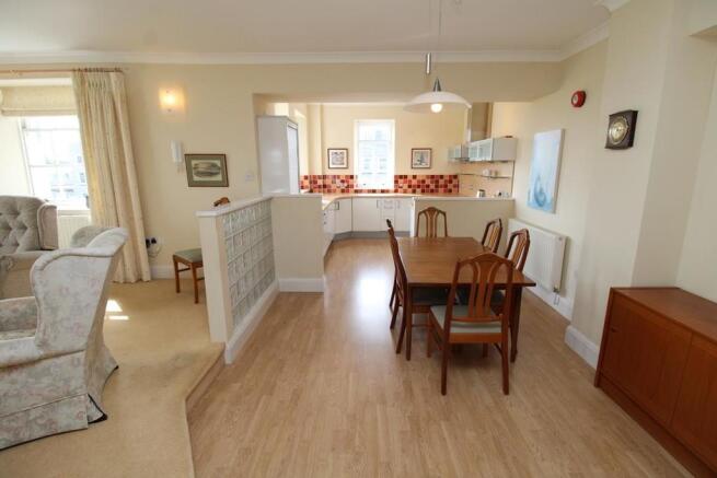 Kitchen/Dining Ar...