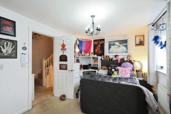 3 bed Terraced for sale Image 4