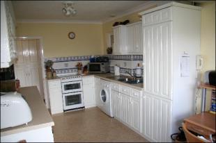 KITCHEN-1