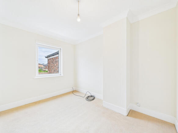 2 bed Terraced for sale Image 8