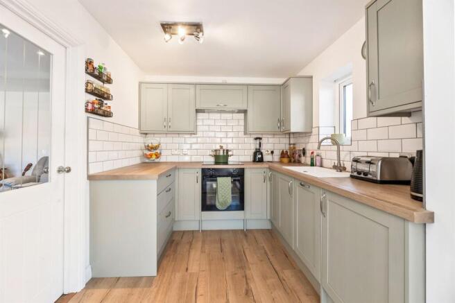 Haweswater Close, Beechwood, WA7 photo 4