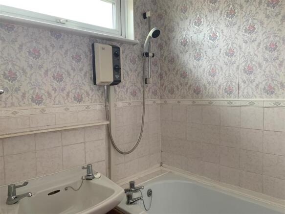 bathroom southfield.jpg