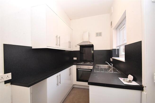3 bed Terraced for sale Image 5