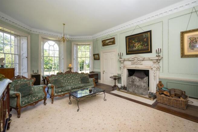 9 bed House for sale Image 12