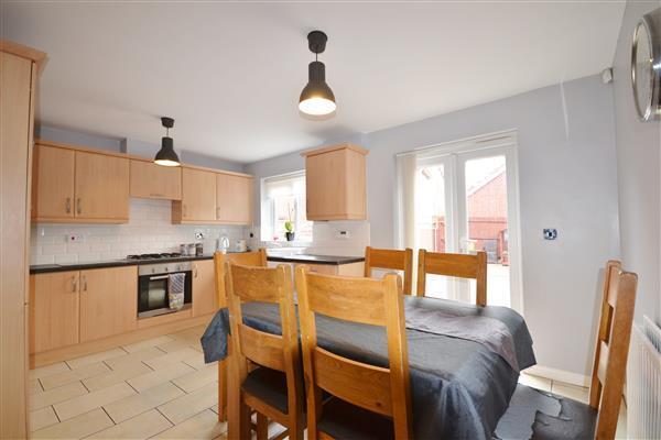 KITCHEN WITH