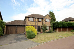 16, Clayhill Close, Bracknell RG12 9FQ