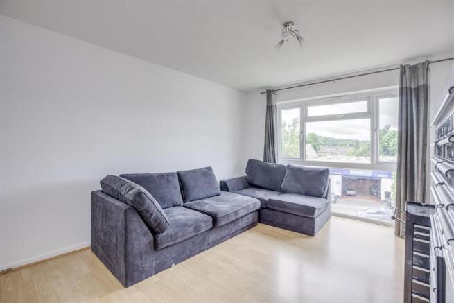 3 Kaybridge Close, HP13 7HF-8.jpg