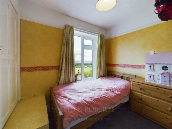CAM03999G0-PR0018-STILL074.jpg
