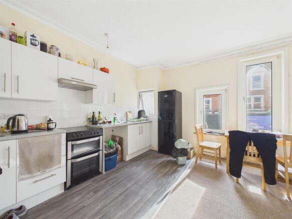 Flat 1 Kitchen