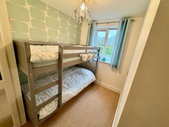 2 bed Flat for sale Image 10