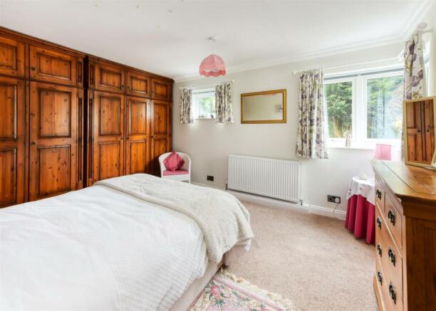 Heathmount-bed2.jpg