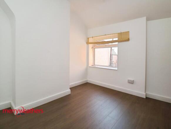 3 bed Terraced for sale Image 12