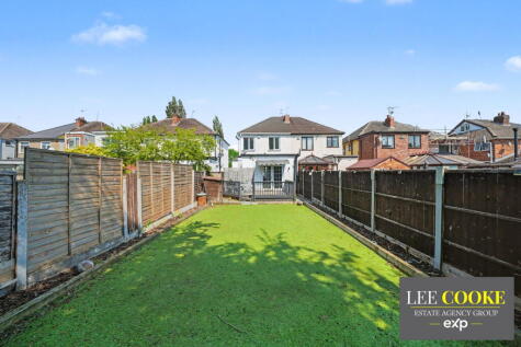 Lane Green Avenue, Codsall, Wolverhampton, WV8 2JT