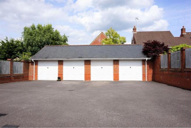 Garage En Bloc