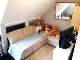 6, Thornbury Avenue, Southampton SO15 5BR