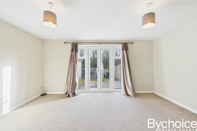 CAM05454G0-PR0079-STILL002