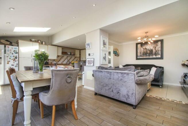 Family / Kitchen / Dining Room